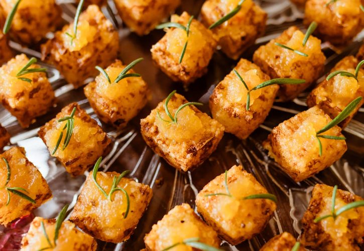 Kako Se Koristi Tofu Sir i Kada Je Najukusniji? (+ Brzi Recepti)